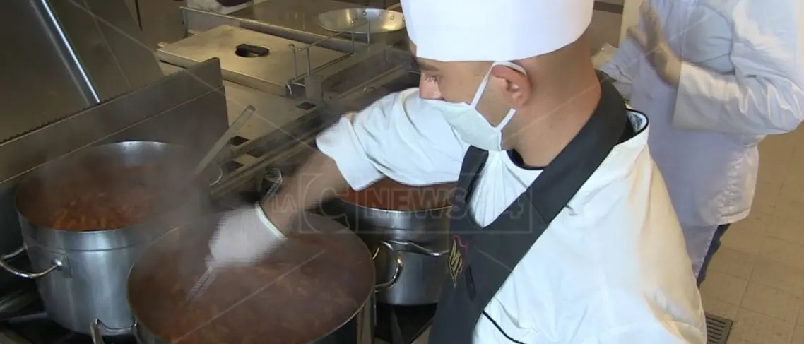 Vibonese calcio e chef stellati in campo per le famiglie bisognose