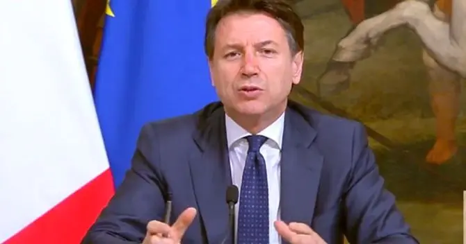 Decreto rilancio, per Conte un dossier di 766 pagine: ci sono 55 miliardi da dividere