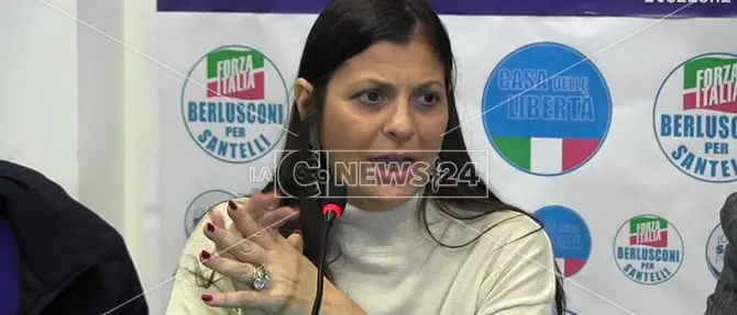 Fase 2 Calabria, nuova ordinanza Santelli: si potrà andare nelle seconde case