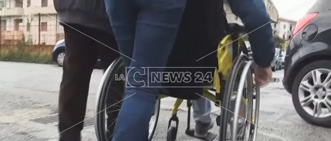 Da due mesi anziani e disabili abbandonati dalle Asp: l'appello di una madre