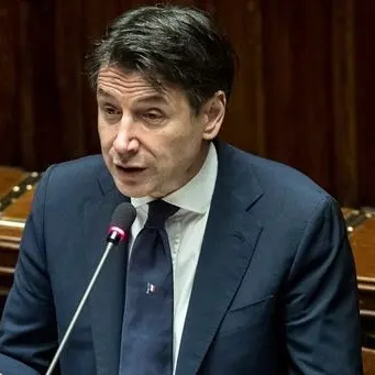 Fase 2, riaperture e linee guida: aut aut dei governatori a Conte