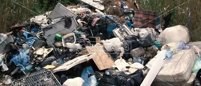 Vibo Valentia, il coronavirus fa paura: i rifiuti e le bombe ecologiche no