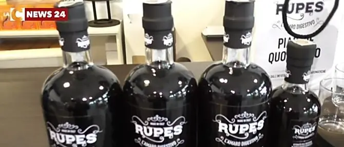 Roccella, l'amaro Rupes conquista il premio come migliore al mondo