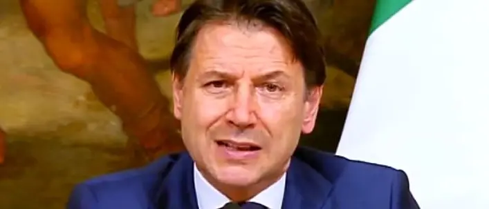 Dl Rilancio, Conte ammette i ritardi e presenta il piano: «Aiuti a famiglie, lavoratori, imprese»