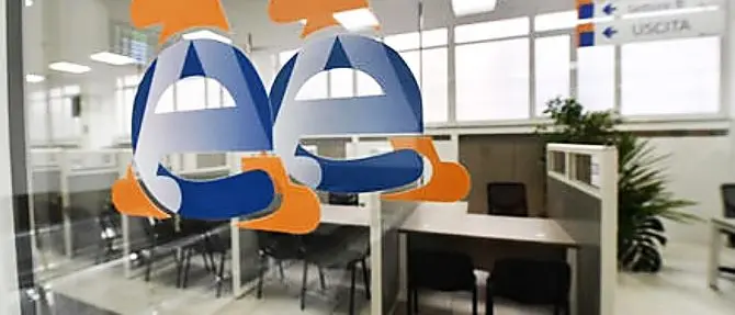 Agenzia delle entrate, i servizi on line per evitare code allo sportello