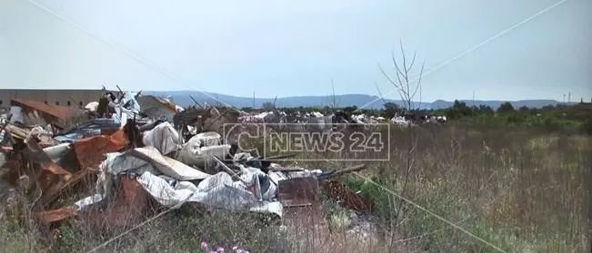 Baraccopoli migranti, dopo un anno arrivano i fondi per la bonifica