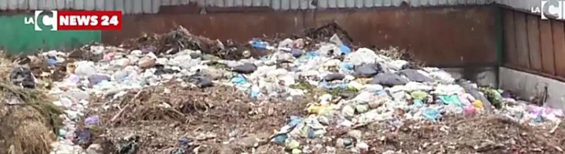 L'affare d'oro dei rifiuti in Calabria: 14 milioni di euro in appena 8 mesi alla discarica privata