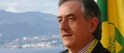 Appalti ristorazione, la denuncia di Molinaro: «L'Asp di Cosenza danneggia l'economia regionale»