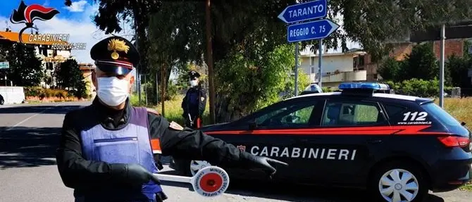 Forza posto di blocco, raggiunto e arrestato dopo 9 chilometri