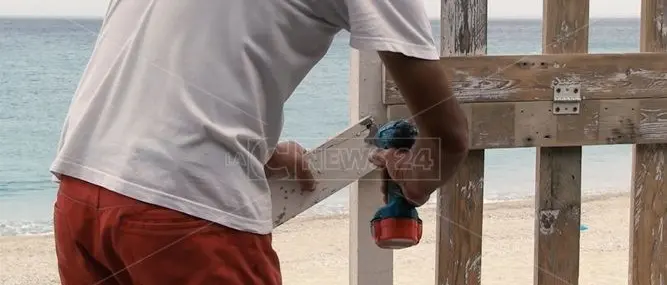 Lavori in corso sulle spiagge vibonesi ma quest'anno affittare l'ombrellone costerà di più