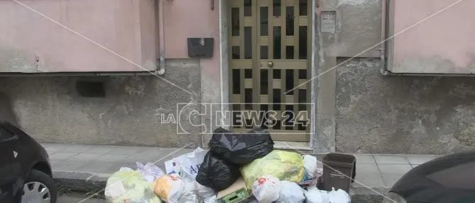Emergenza rifiuti, Cosenza e Corigliano-Rossano potranno ancora conferire