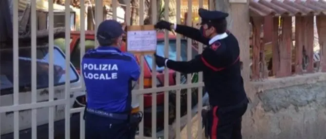 San Ferdinando, sequestrata discarica rifiuti pericolosi: denunciato 80enne