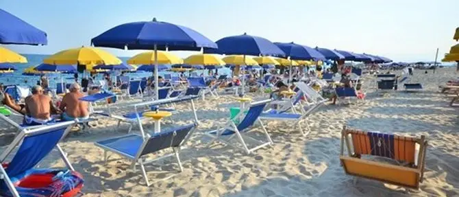 Roccella, dopo la Bandiera blu si punta alla sicurezza sulle spiagge