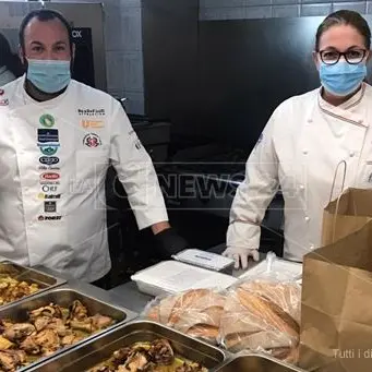 Solidarietà, nel soveratese un pasto caldo per le persone indigenti