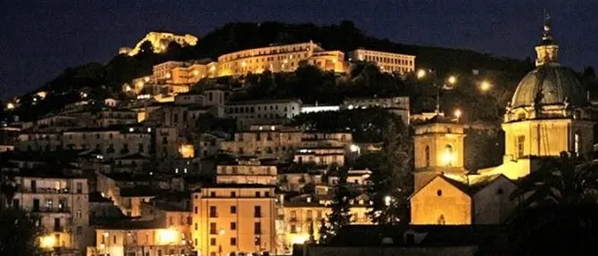 Cosenza, Guccione (Pd): «A rischio i 90 milioni per il recupero del centro storico»