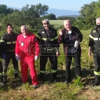 Incidente con il parapendio a Pizzo, pilota 71enne miracolosamente illeso