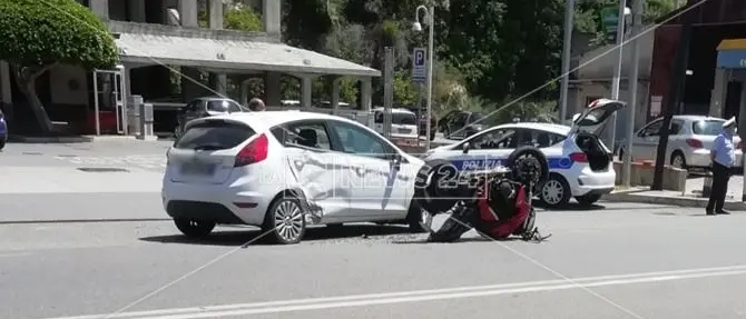 Incidente a Cetraro, scontro auto-moto: ferito centauro