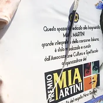 Bagnara, vandali in azione: danneggiata la targa dedicata a Mia Martini