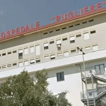 L'ospedale Pugliese cerca di riordinare i conti: ok al piano per acquistare beni e servizi