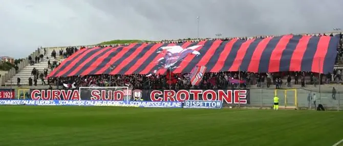 Coronavirus: Serie B, giocatori del Crotone sottoposti a tampone