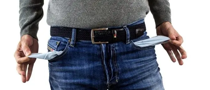 Coronavirus, italiani preoccupati più per la crisi che per i contagi: lo studio