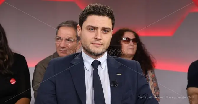 Vitalizi ai consiglieri decaduti, Melicchio (5s): «Da opposizione lacrime di coccodrillo»