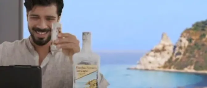 Amaro del Capo lancia il nuovo spot, in scena le case degli italiani: il video
