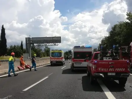 Tragedia sull'A1: in un drammatico incidente muoiono anche due bambini