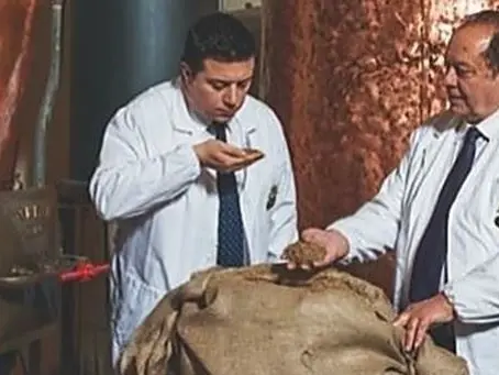 La Distilleria Caffo riporta in Italia la proprietà della Ferro China Bisleri