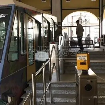 Catanzaro, funicolare ancora ferma: bloccata da un guasto elettronico