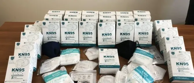 Catanzaro, sequestrate 125mila mascherine pericolose: due denunce