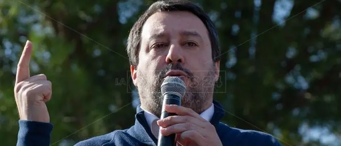 Salvini: «A Tropea ringrazierò l'imprenditore che offre le vacanze gratis ai medici»