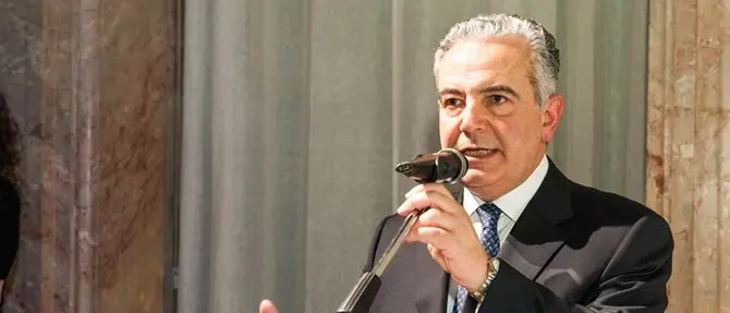 Regione Calabria: stangato per Rimborsopoli, Fedele pagherà coi soldi del vitalizio