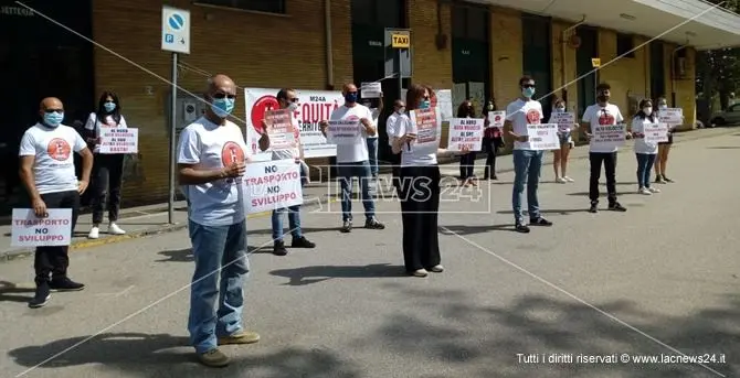 Alta velocità Calabria, in arrivo «le briciole del Governo»: flash mob a Vibo-Pizzo