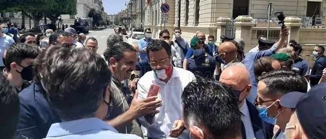 Salvini il “calabrese”, tenta la rimonta da Reggio e dà consigli a Jole: «Fai come all’inizio»