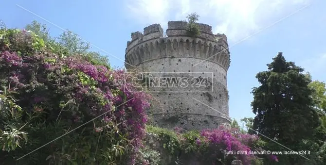 Belvedere Marittimo, il castello aragonese torna alla comunità