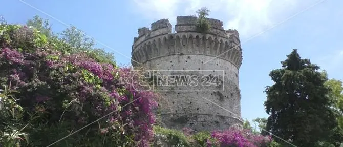 Belvedere Marittimo, il castello aragonese torna alla comunità