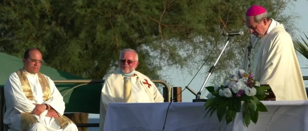 Locri, messa del vescovo Oliva per i bisognosi: «Creato un fondo di solidarietà»
