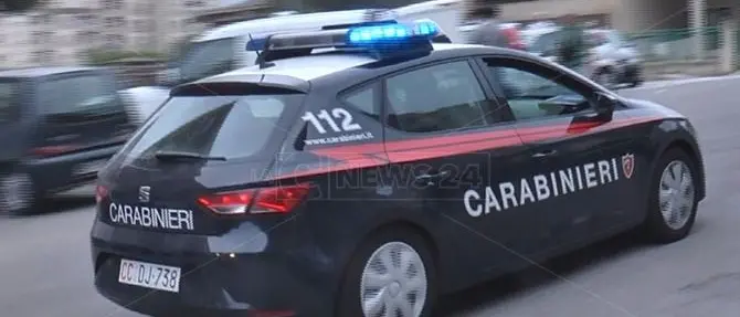 Ordigno esplosivo rinvenuto in una scuola abbandonata a Crotone