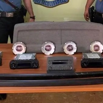 Scilla, serie di furti nelle autovetture: carabinieri arrestano un 25enne