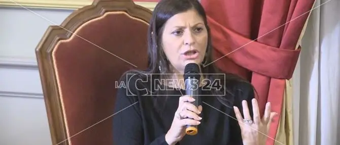 Regione, tutti gli uomini del presidente: ecco quanto costa lo staff della Santelli