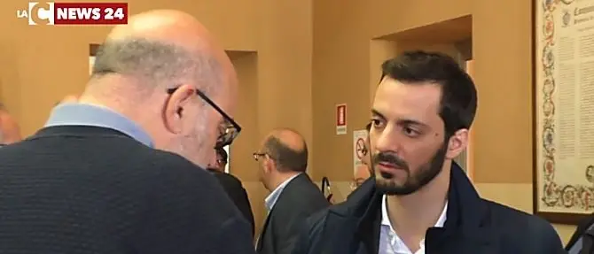 Tra la Calabria e Bruxelles, ecco lo squadrone nero del leghista Vincenzo Sofo