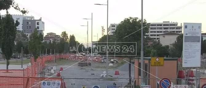 La metro fantasma di Cosenza: il progetto è rimasto solo sui cartelli