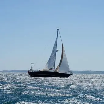 Cirò Marina, gita gratis in barca a vela per i medici e gli infermieri anti-Covid