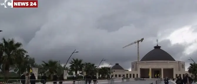 Fondazione Natuzza, il vescovo vieta il rosario in streaming: è polemica