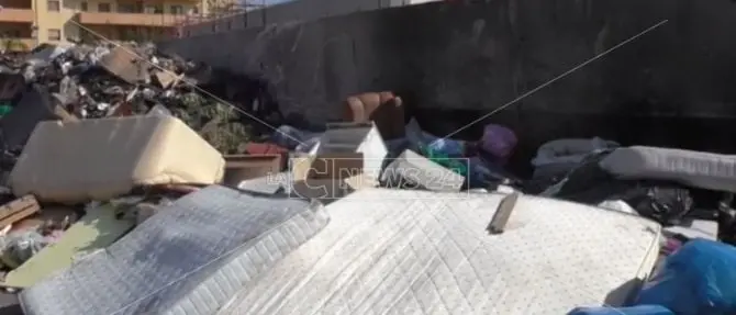 Praia, per smaltire i rifiuti ingombranti si dovrà pagare: i prezzi