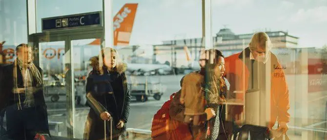 “Calabria tutta mafia e terremoti”, EasyJet chiede scusa ma la pezza non copre il buco