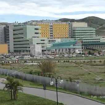 Policlinico di Catanzaro, il bilancio è un buco nero: disavanzo arriva a 154 milioni