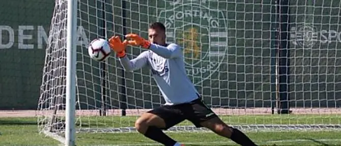 Serie B, la Reggina tenta un altro colpo con Crisetig. Tra i pali spunta Viviano