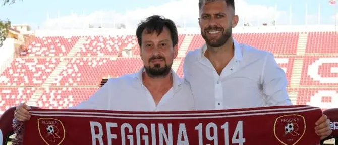 Reggina, è arrivato Menez: «Sono qui per vincere e andare in serie A»